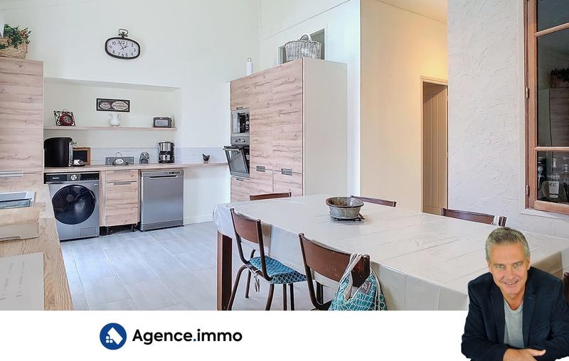 Maison ancienne - 273 m² - 10 pièces