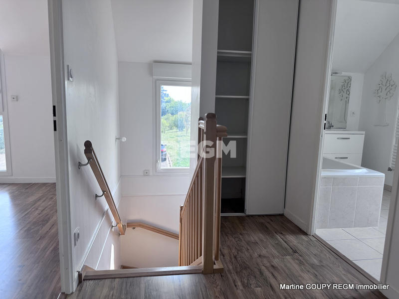 Maison - 96 m² - 4 pièces