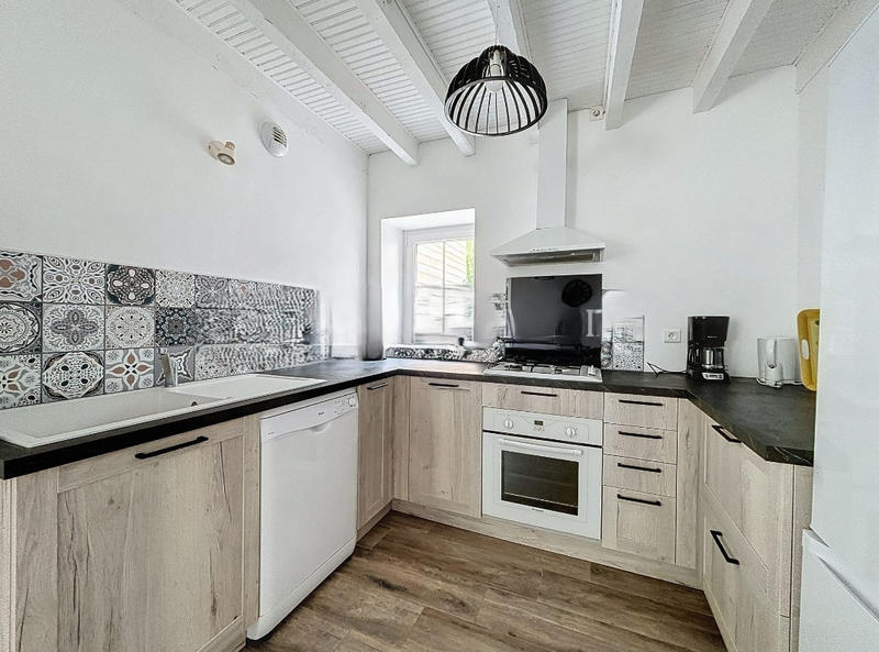 Propriété - 440 m² - 22 pièces