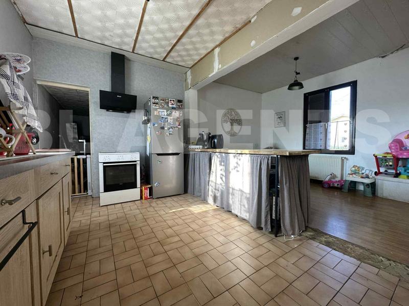 Maison - 88 m² - 4 pièces