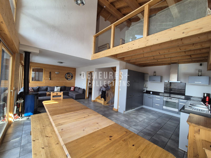 Châlet - 137 m² - 8 pièces