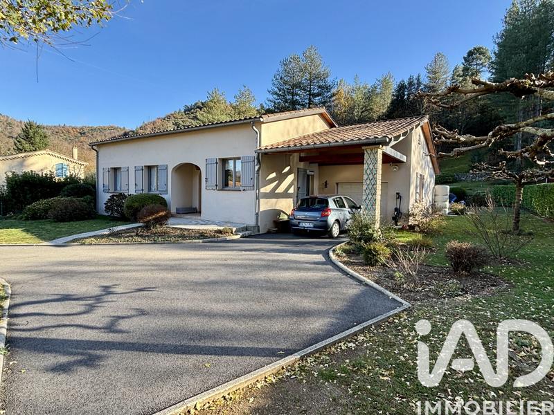 Maison - 97 m² - 4 pièces