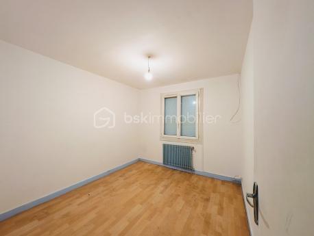 Maison de village - 80 m² - 4 pièces