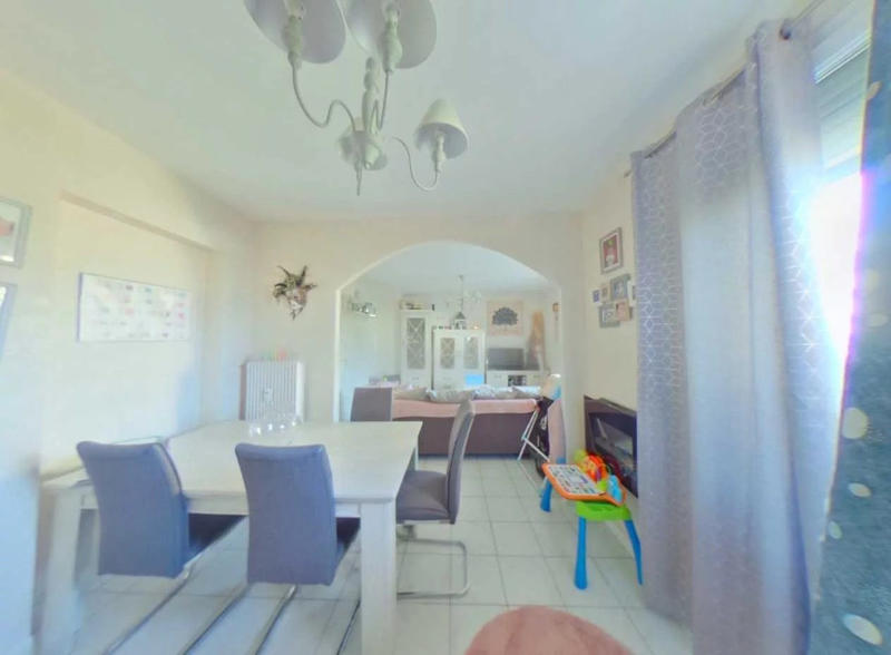 Appartement - 82 m² - 4 pièces