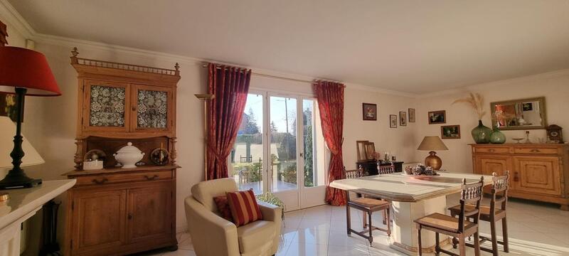 Maison - 170 m² - 7 pièces