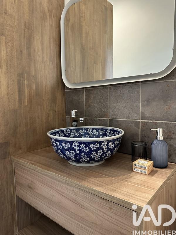 Maison - 483 m² - 12 pièces