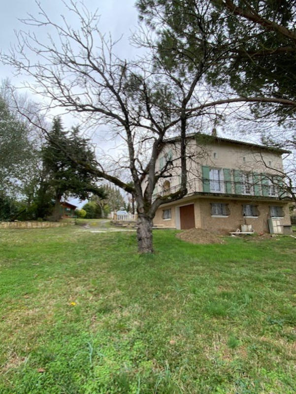 Maison - 140 m² - 7 pièces