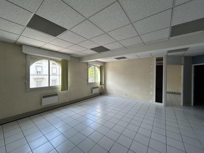 Appartement - 83 m² - 3 pièces