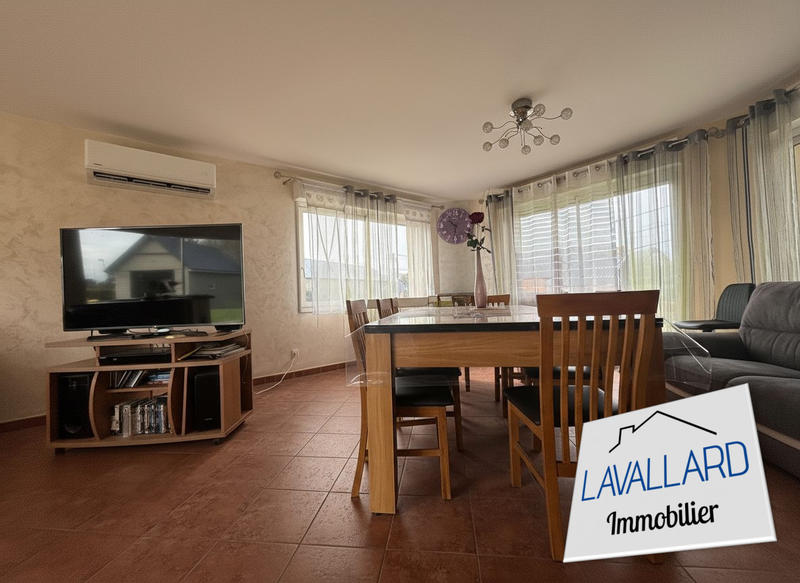 Maison - 152 m² - 6 pièces