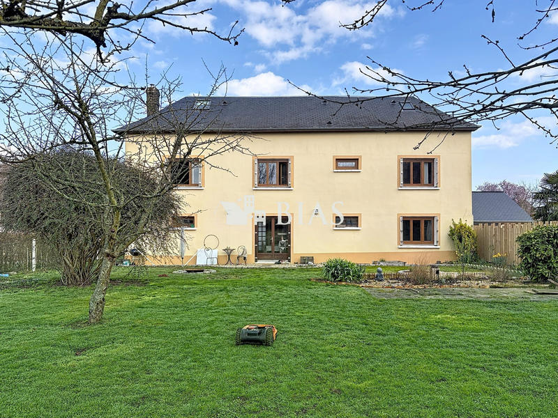 Maison - 139 m² - 5 pièces