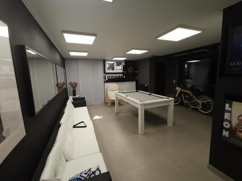 Maison - 156 m² - 6 pièces