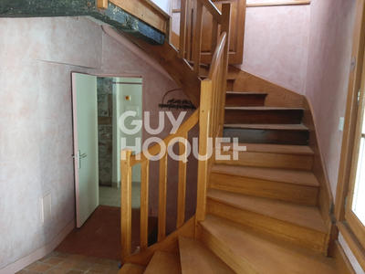 Maison - 300 m² - 10 pièces