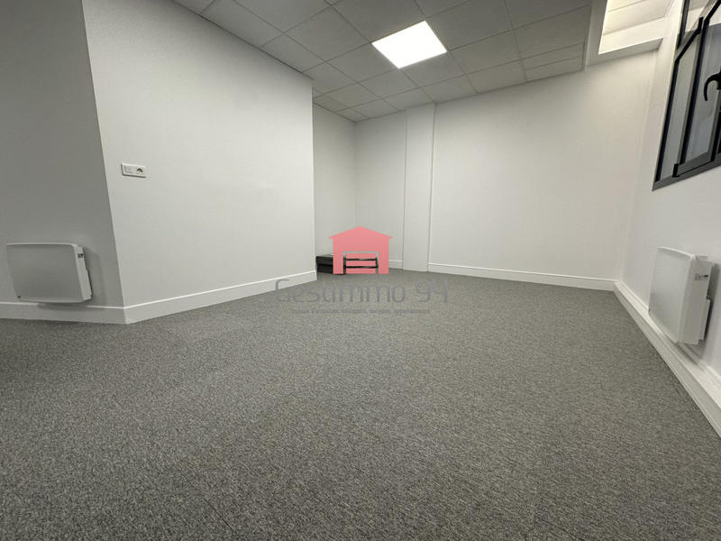 Bureau - 90 m²