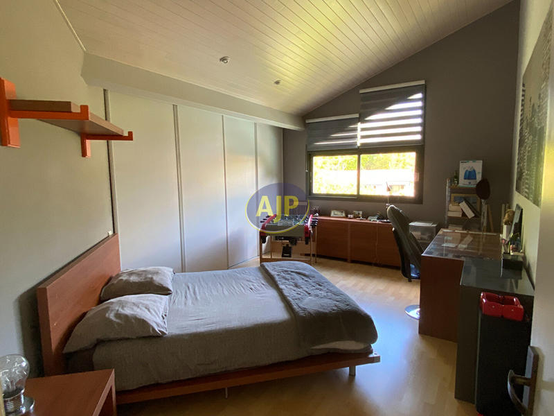 Maison d'architecte - 300 m² - 8 pièces