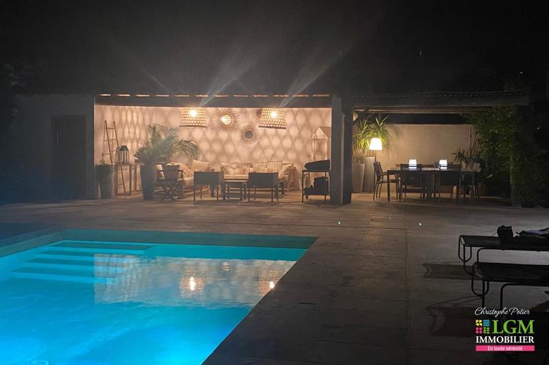 Villa - 188 m² - 6 pièces