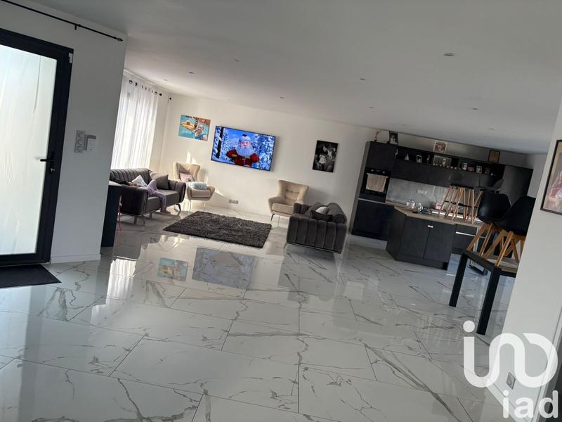 Maison - 128 m² - 5 pièces