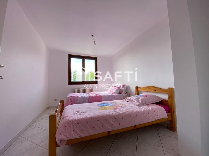 Maison - 153 m² - 8 pièces