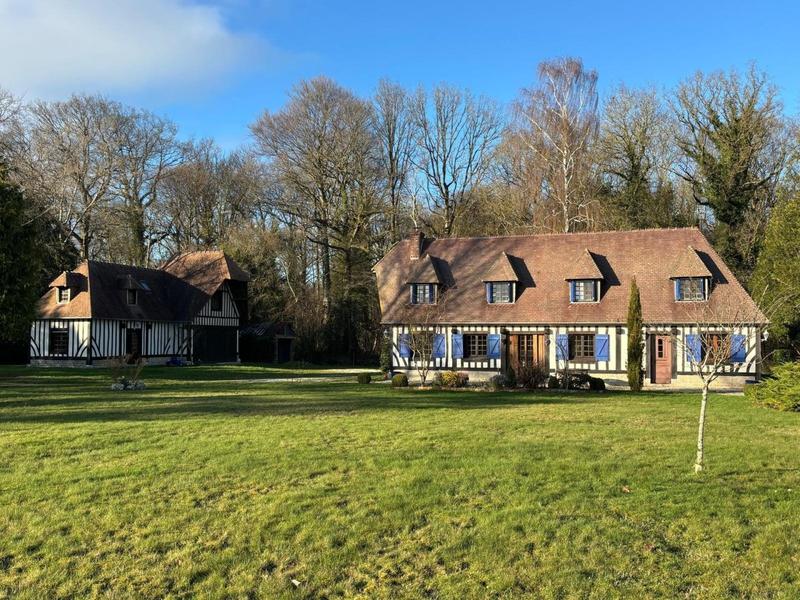 Maison - 176 m² - 8 pièces