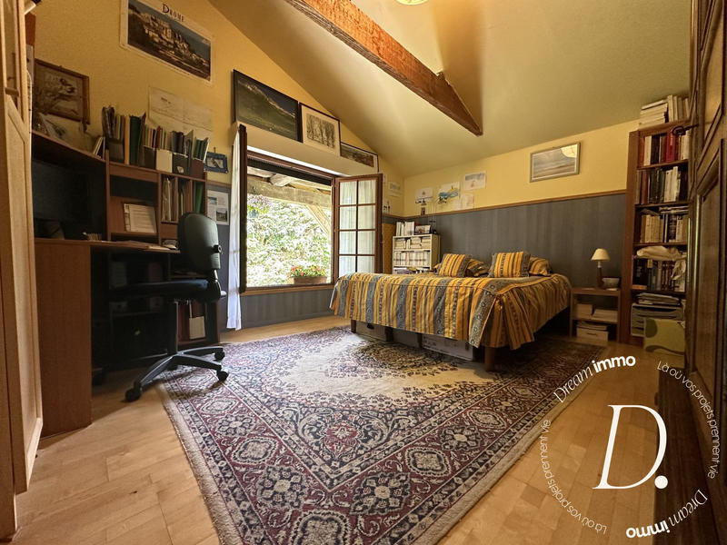 Maison - 143 m² - 5 pièces