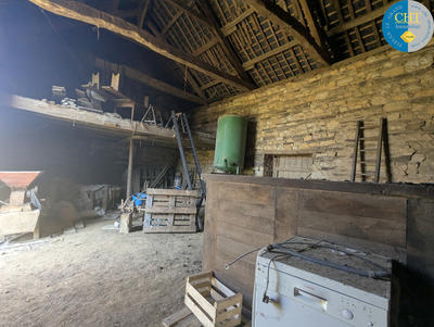 Maison - 140 m² - 2 pièces