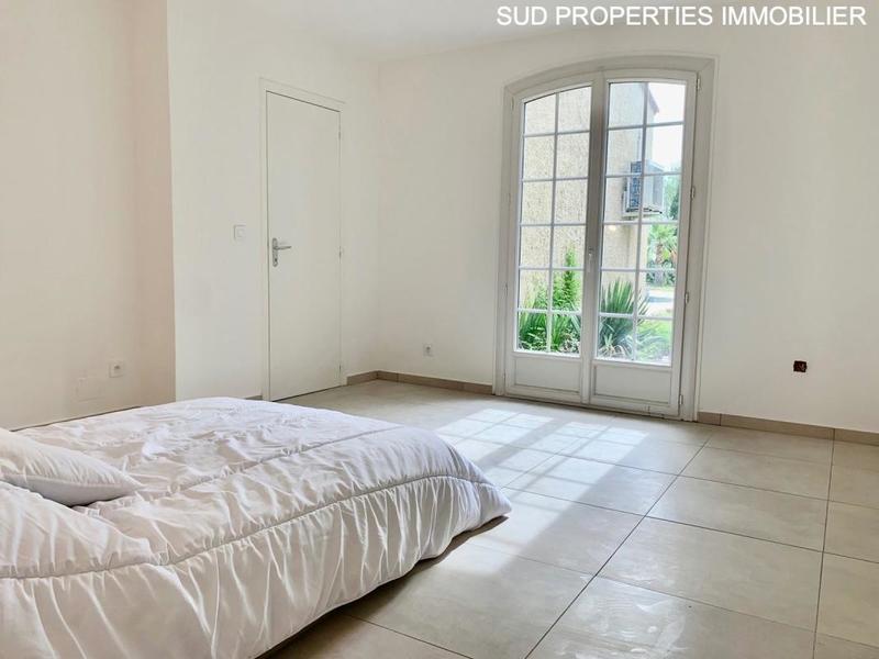 Villa - 207 m² - 7 pièces