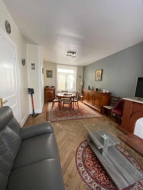 Maison - 110 m² - 5 pièces