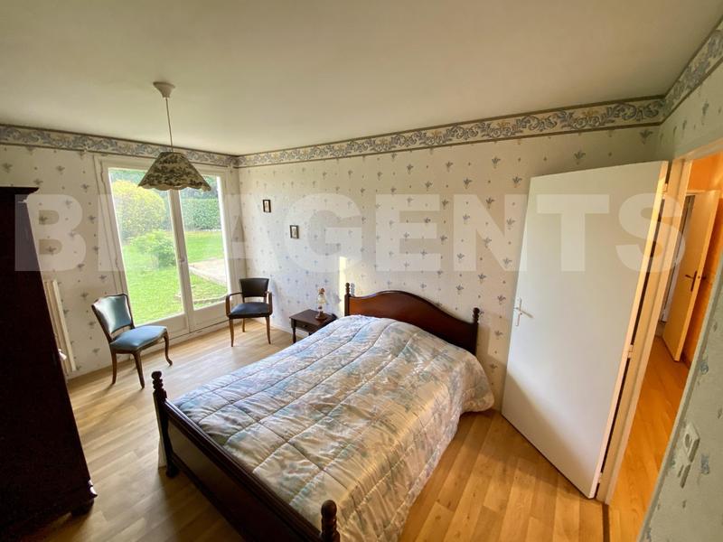 Maison traditionnelle - 90 m² - 4 pièces