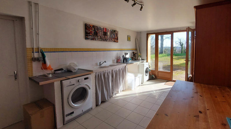 Maison - 244 m² - 8 pièces
