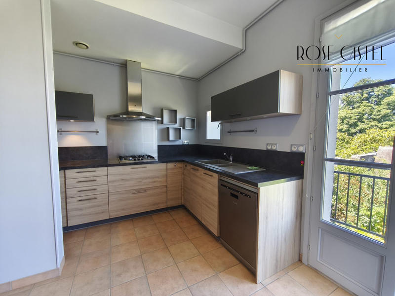 Maison ancienne - 204 m² - 8 pièces