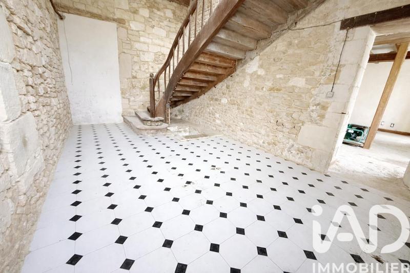 Maison - 177 m² - 8 pièces