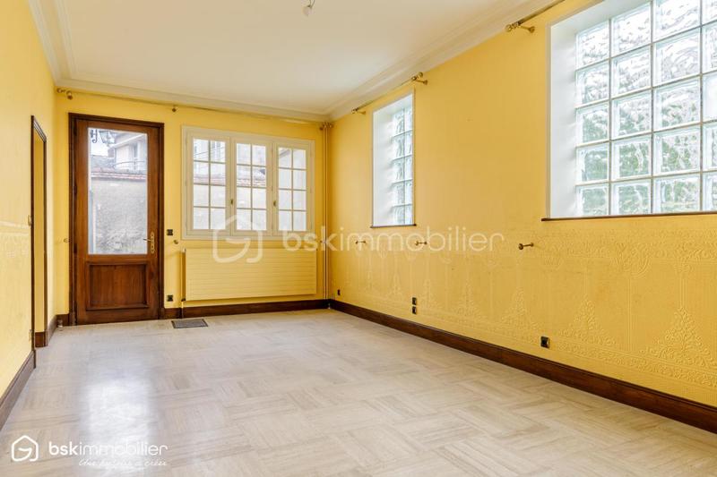 Maison bourgeoise - 326 m² - 9 pièces