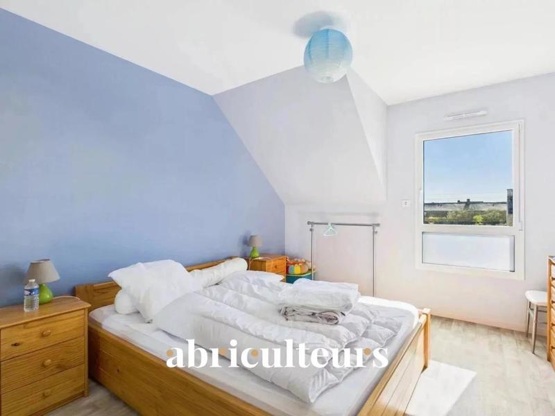 Maison - 186 m² - 9 pièces