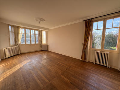Maison - 143 m² - 6 pièces
