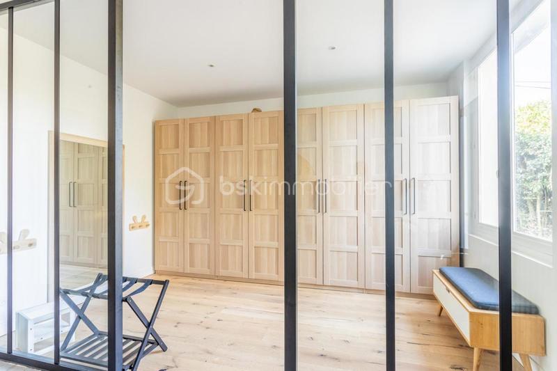 Maison de ville - 260 m² - 8 pièces