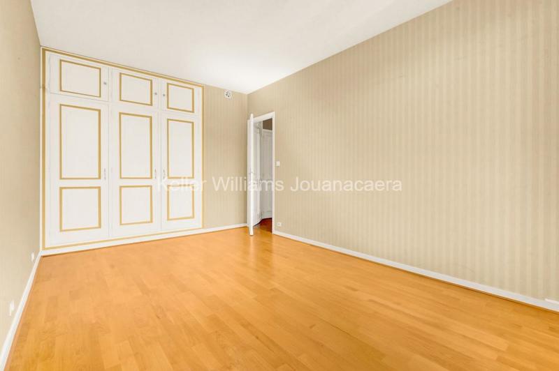 Appartement - 98 m² - 4 pièces