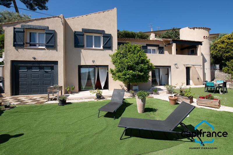 Maison - 175 m² - 7 pièces