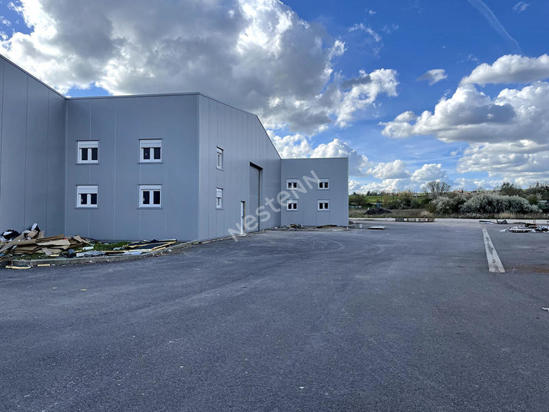 Local d'activité / Entrepôt - 1 134 m²