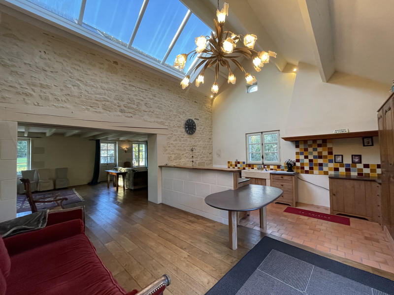 Maison - 216 m² - 7 pièces