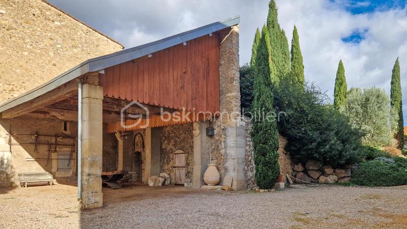 Maison de maîtres - 384 m² - 12 pièces