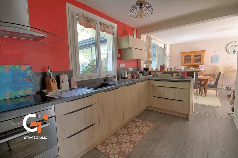 Maison - 103 m² - 5 pièces