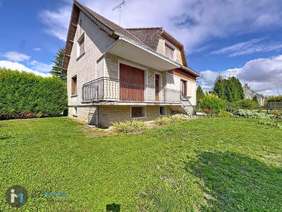 Maison - 137 m² - 6 pièces