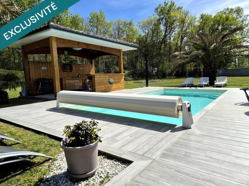 Maison - 180 m² - 7 pièces