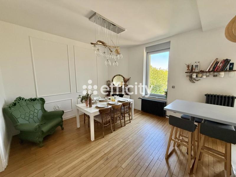 Maison en pierre - 190 m² - 7 pièces