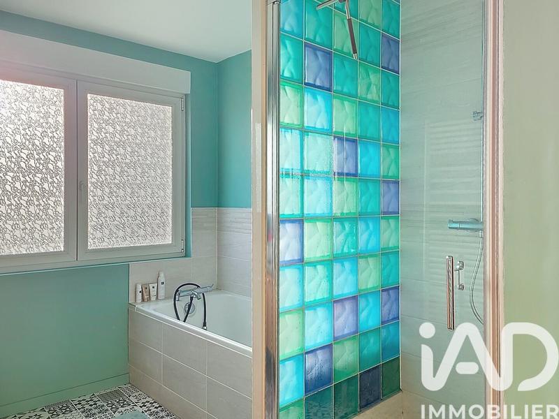 Maison - 128 m² - 6 pièces