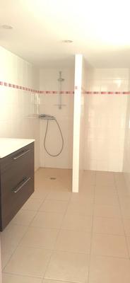 Maison - 300 m² - 15 pièces