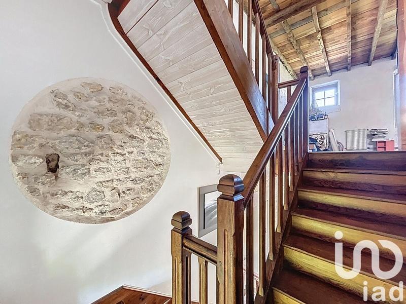 Maison - 375 m² - 10 pièces