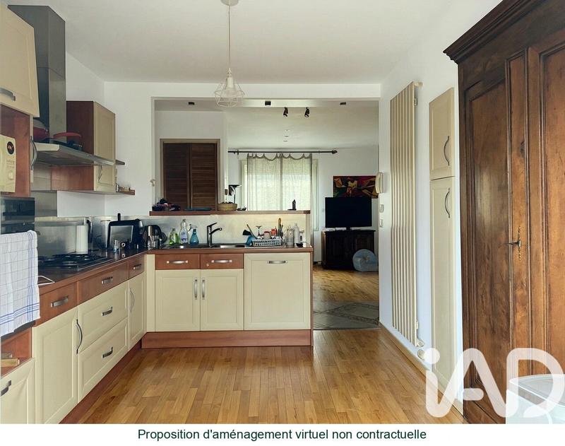 Maison - 168 m² - 8 pièces