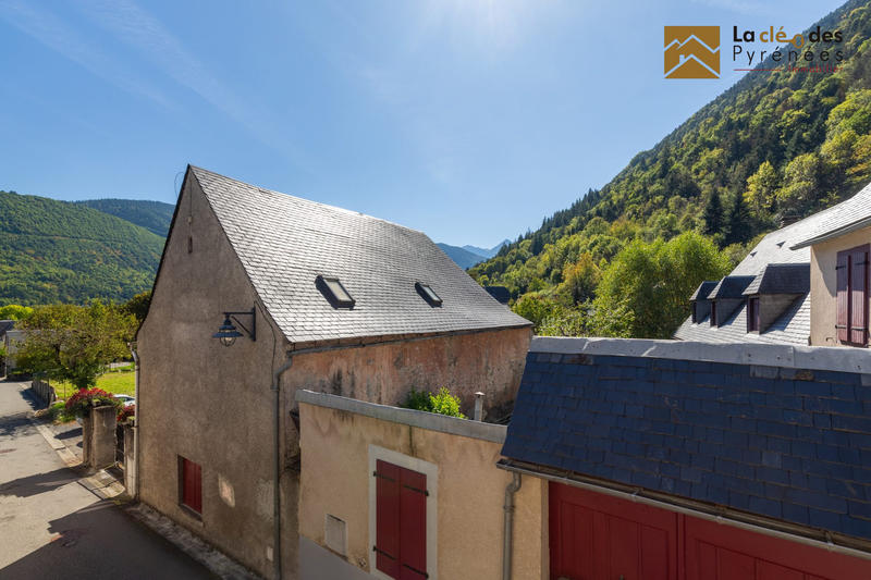 Maison ancienne - 170 m² - 2 pièces