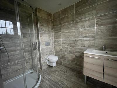 Villa - 1 200 m² - 5 pièces