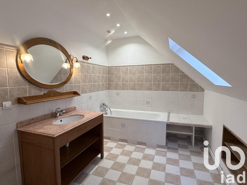 Maison - 150 m² - 10 pièces